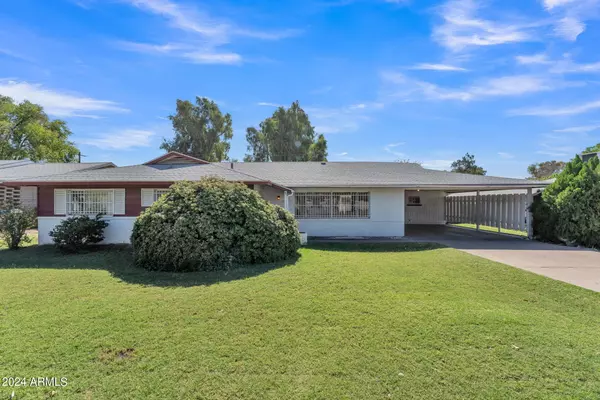 1635 E CLAREMONT Street,  Phoenix,  AZ 85016