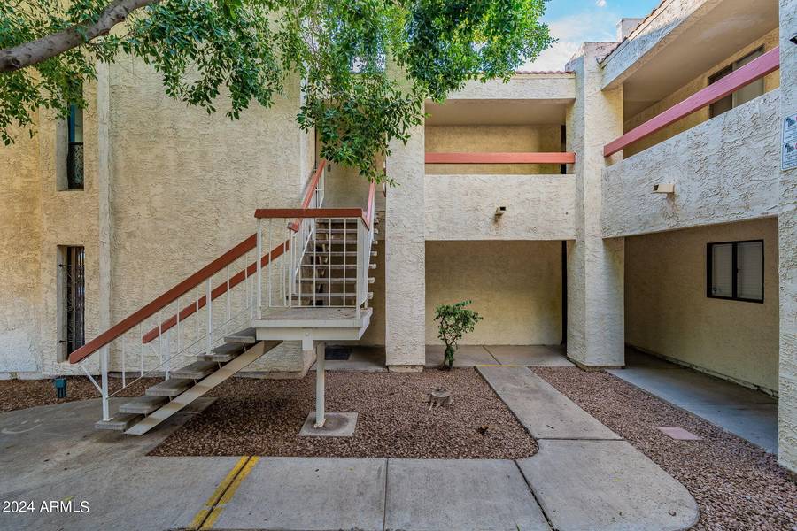 3119 W COCHISE Drive #245, Phoenix, AZ 85051