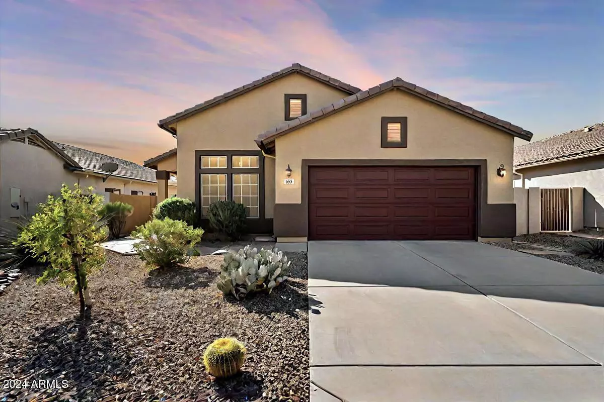 San Tan Valley, AZ 85143,653 W VINEYARD PLAINS Drive