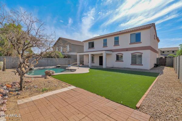 17822 W MAUI Lane, Surprise, AZ 85388