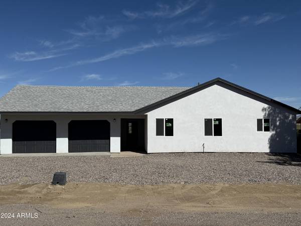 Safford, AZ 85546,552 W Roadrunner Street