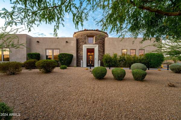 8742 E VILLA CASSANDRA Drive, Scottsdale, AZ 85266