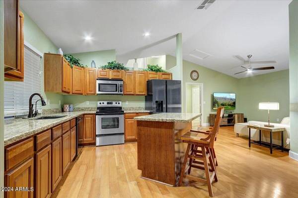 Phoenix, AZ 85048,1454 E SOUTH FORK Drive