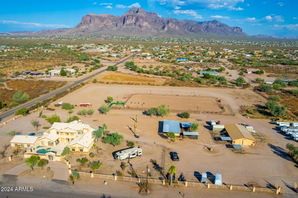 Apache Junction, AZ 85119,1527 N WICKIUP Road