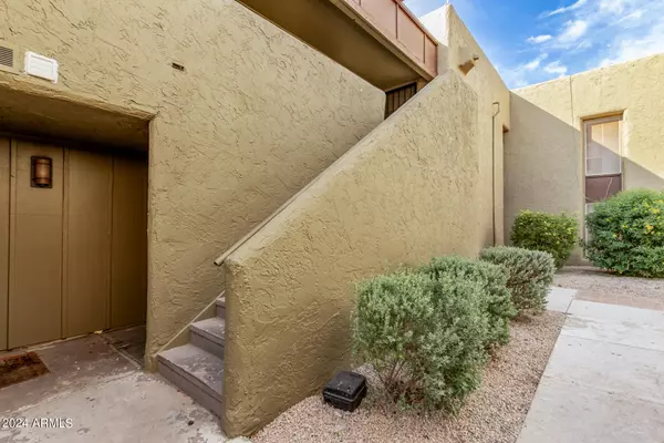 Phoenix, AZ 85015,1701 W TUCKEY Lane #231