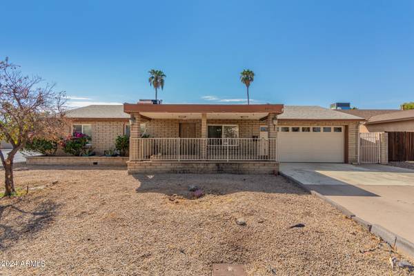 Phoenix, AZ 85032,3849 E SHEENA Drive