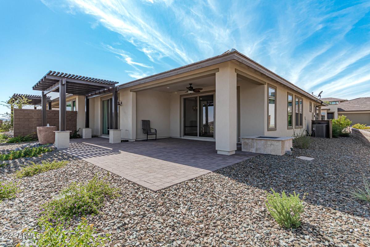 Wickenburg, AZ 85390,4122 DESERT MOON Drive