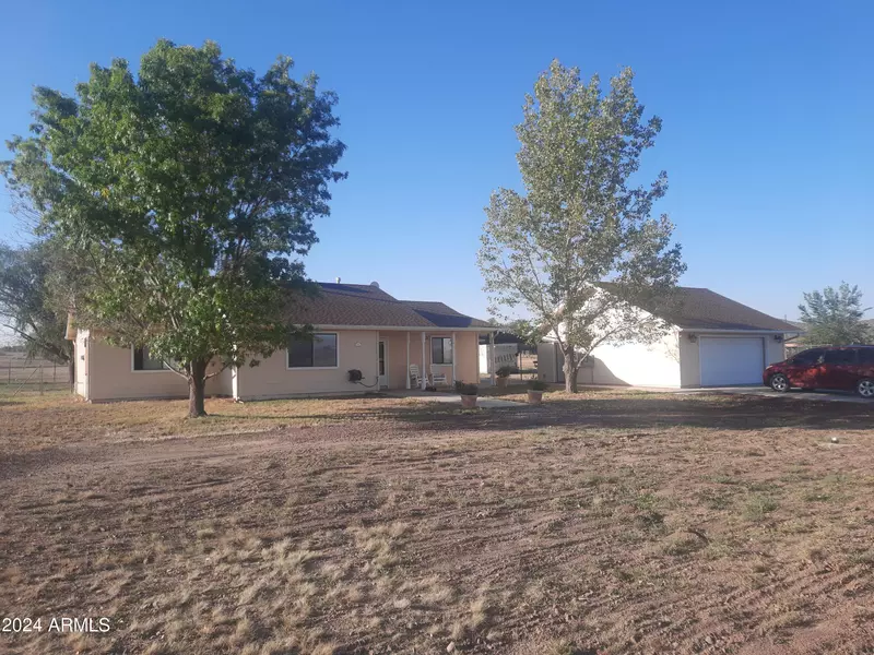 6950 N MANGAS Drive, Chino Valley, AZ 86323