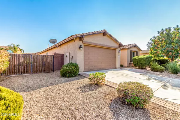 San Tan Valley, AZ 85140,301 W LEATHERWOOD Avenue