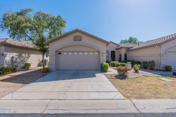 23811 S VACATION Way, Sun Lakes, AZ 85248