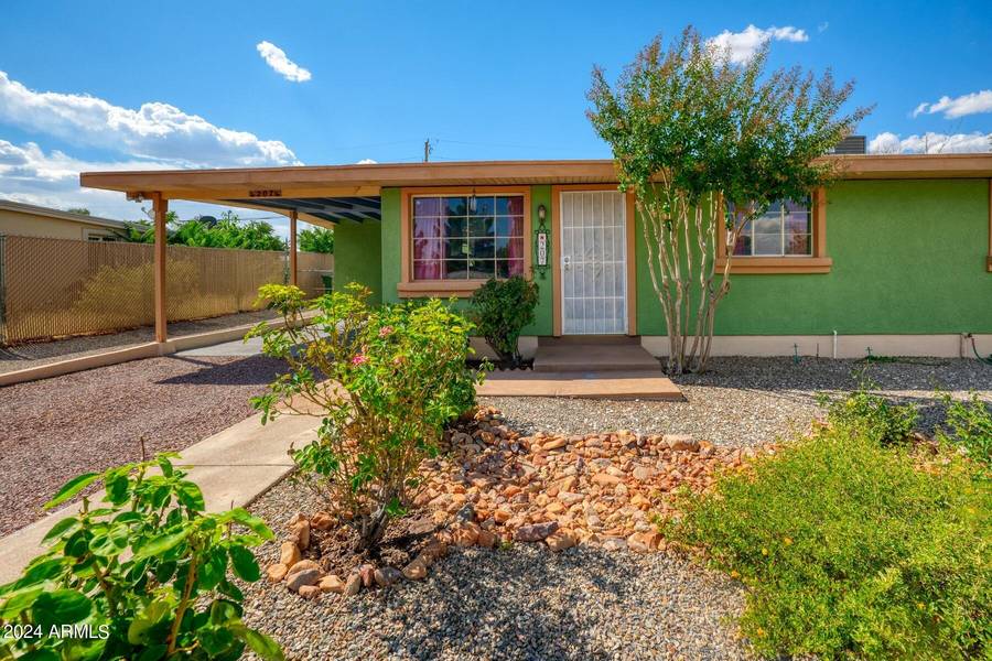 207 3RD Street, Huachuca City, AZ 85616