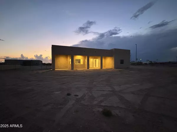 Wittmann, AZ 85361,29785 N 203RD Drive