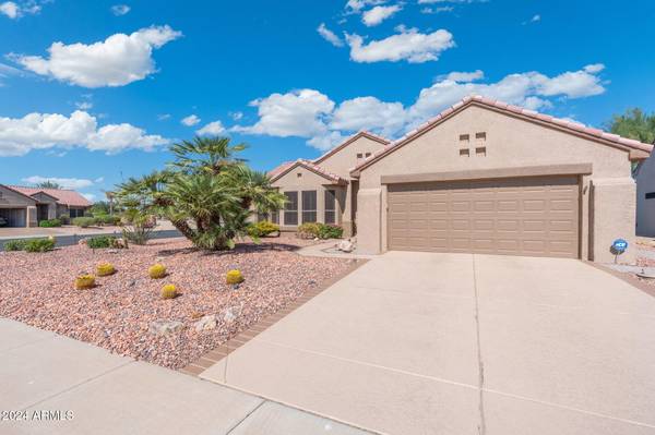 16038 W VINEWOOD Drive, Surprise, AZ 85374