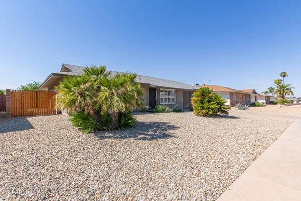 Sun City West, AZ 85375,13223 W BONANZA Drive