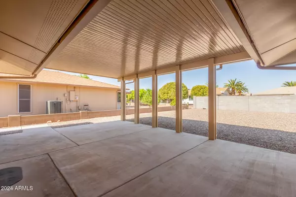 Sun City, AZ 85351,10502 W EDGEWOOD Drive