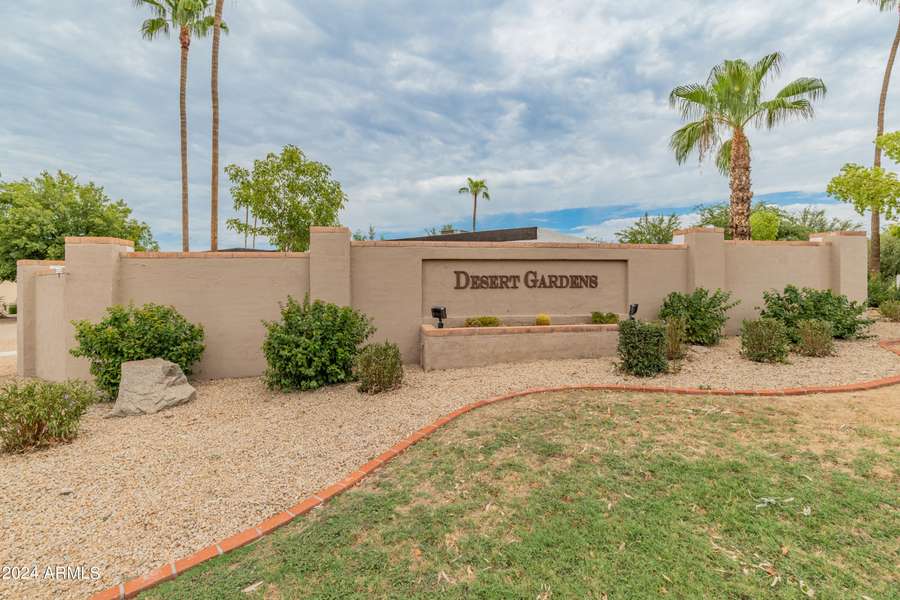 11051 N 45TH Place, Phoenix, AZ 85028