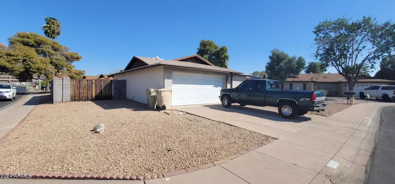 4607 W TOWNLEY Avenue, Glendale, AZ 85302