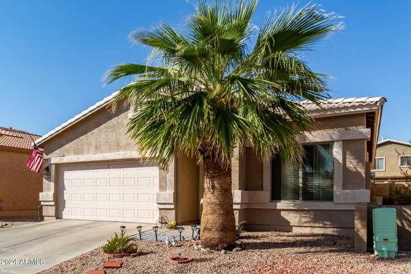 396 E MULE TRAIN Trail E, San Tan Valley, AZ 85143