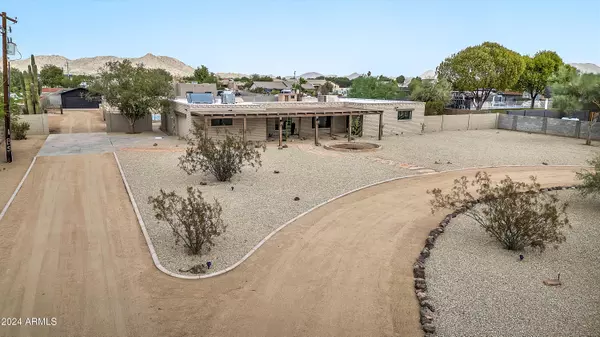 8628 W WILLIAMS Road, Peoria, AZ 85383