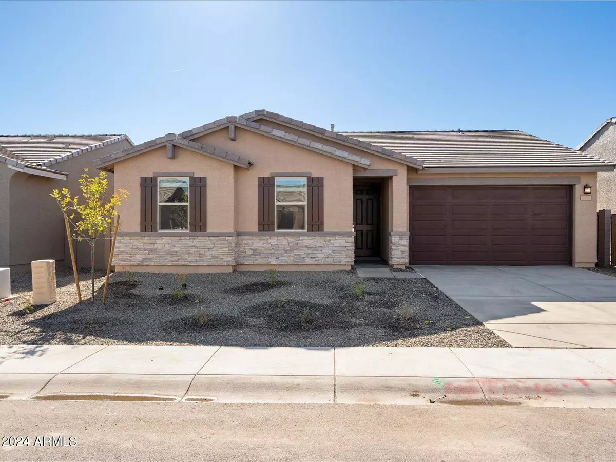 Tolleson, AZ 85353,8643 W ALBENIZ Place