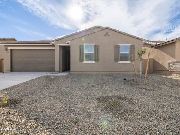 Tolleson, AZ 85353,8639 W ALBENIZ Place