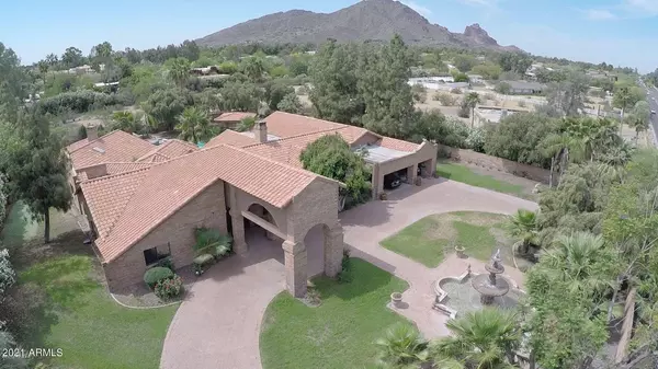 Paradise Valley, AZ 85253,6723 E LINCOLN Drive