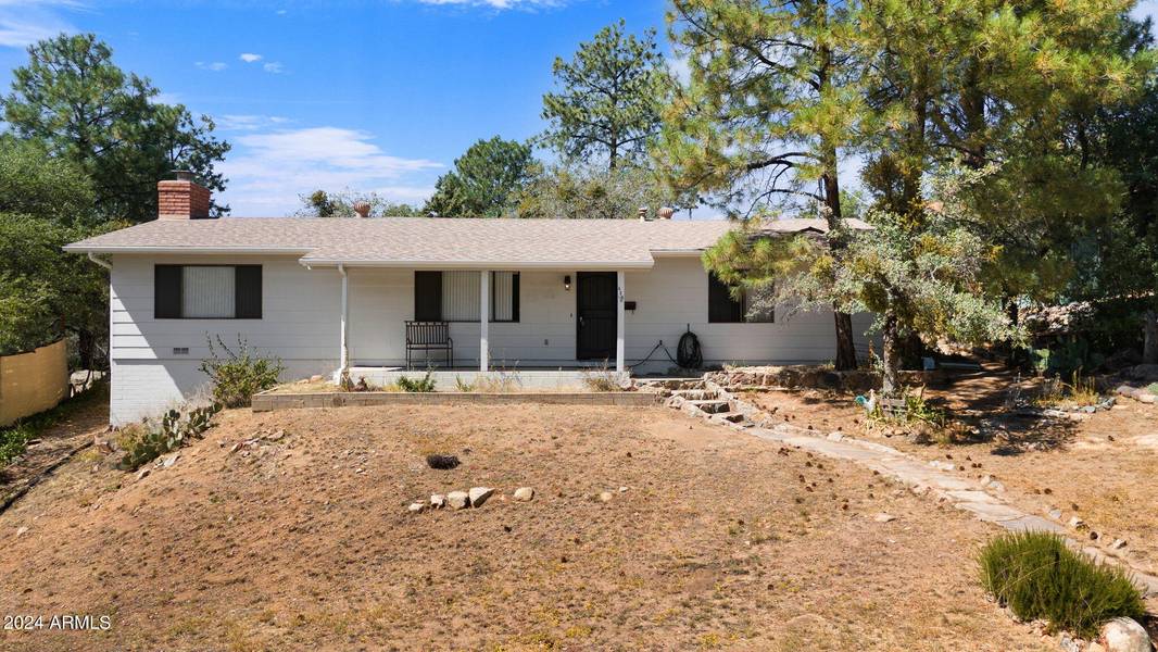 430 CIRCLE 8 Lane, Prescott, AZ 86303