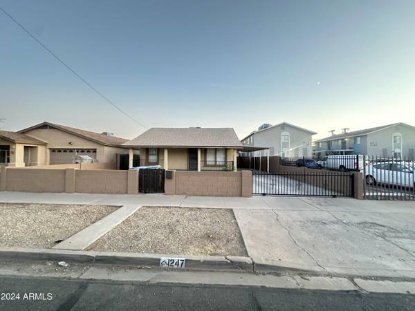 Phoenix, AZ 85007,1247 W Pierce Street