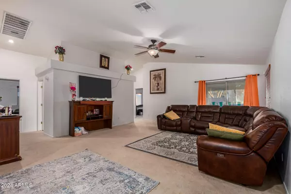 Tolleson, AZ 85353,10431 W HUGHES Drive