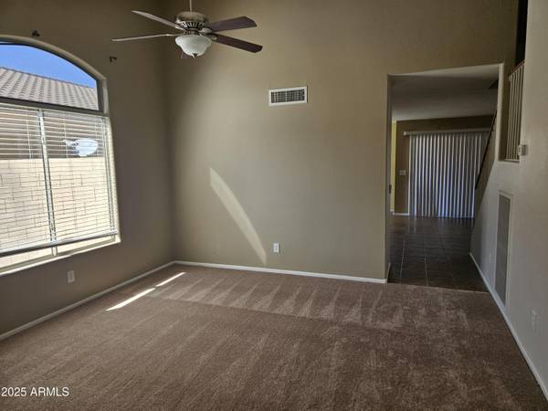 Maricopa, AZ 85138,42444 W DESERT FAIRWAYS Drive