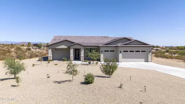 22050 W El Grande Trail --, Wickenburg, AZ 85390