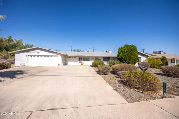 11034 W Alabama Avenue, Sun City, AZ 85351