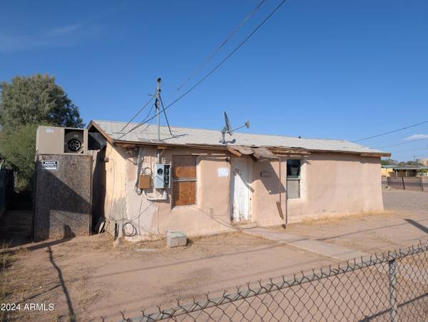 Eloy, AZ 85131,208 W DR MARTIN LUTHER KING JR Street