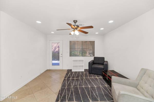 Phoenix, AZ 85016,1850 E MARYLAND Avenue #35