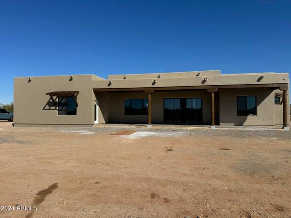 1330 Brunner Lane, Wickenburg, AZ 85390