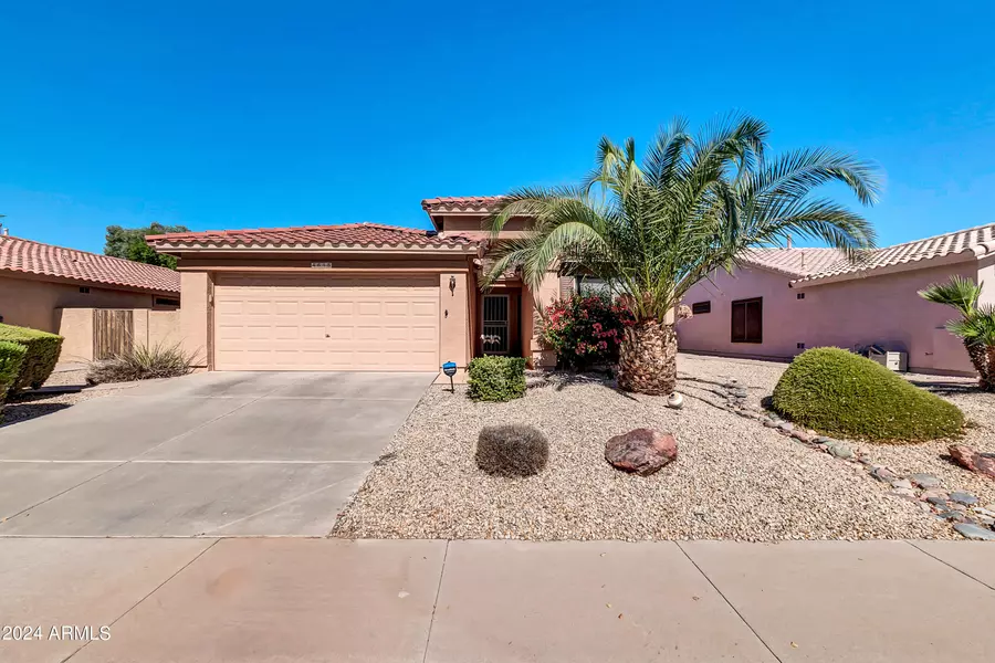 4618 E WALNUT Road, Gilbert, AZ 85298