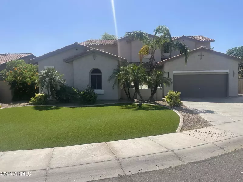 1326 S HOLGUIN Court, Chandler, AZ 85286