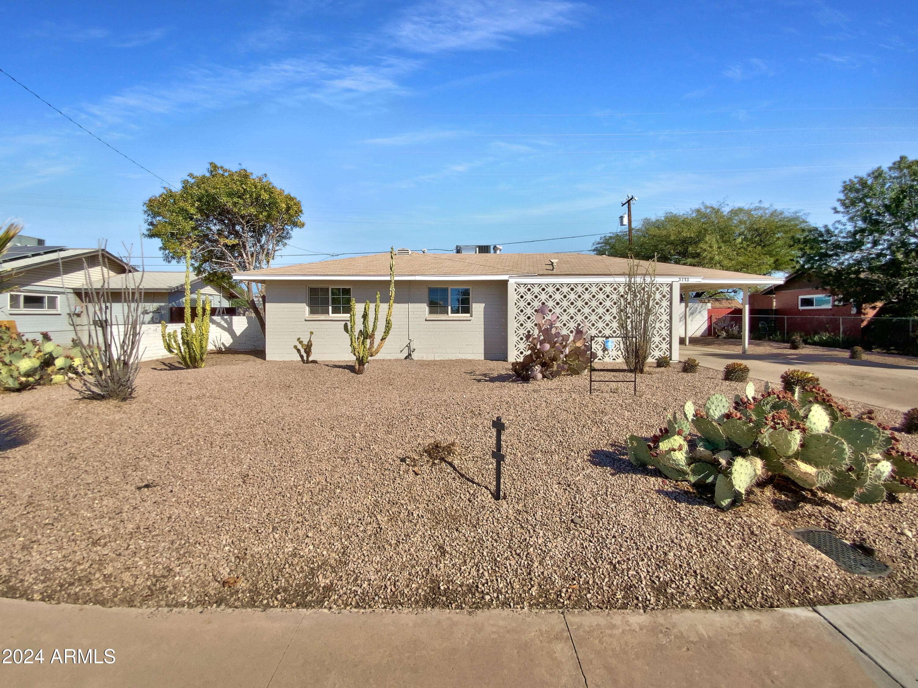 1713 S FARMER Avenue,  Tempe,  AZ 85281