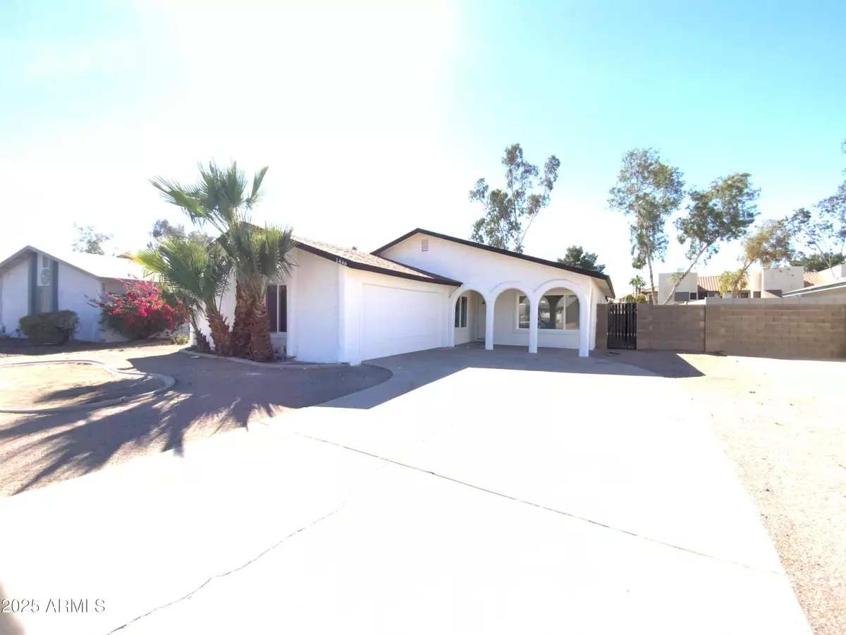 Mesa, AZ 85210,1446 S REVERE --