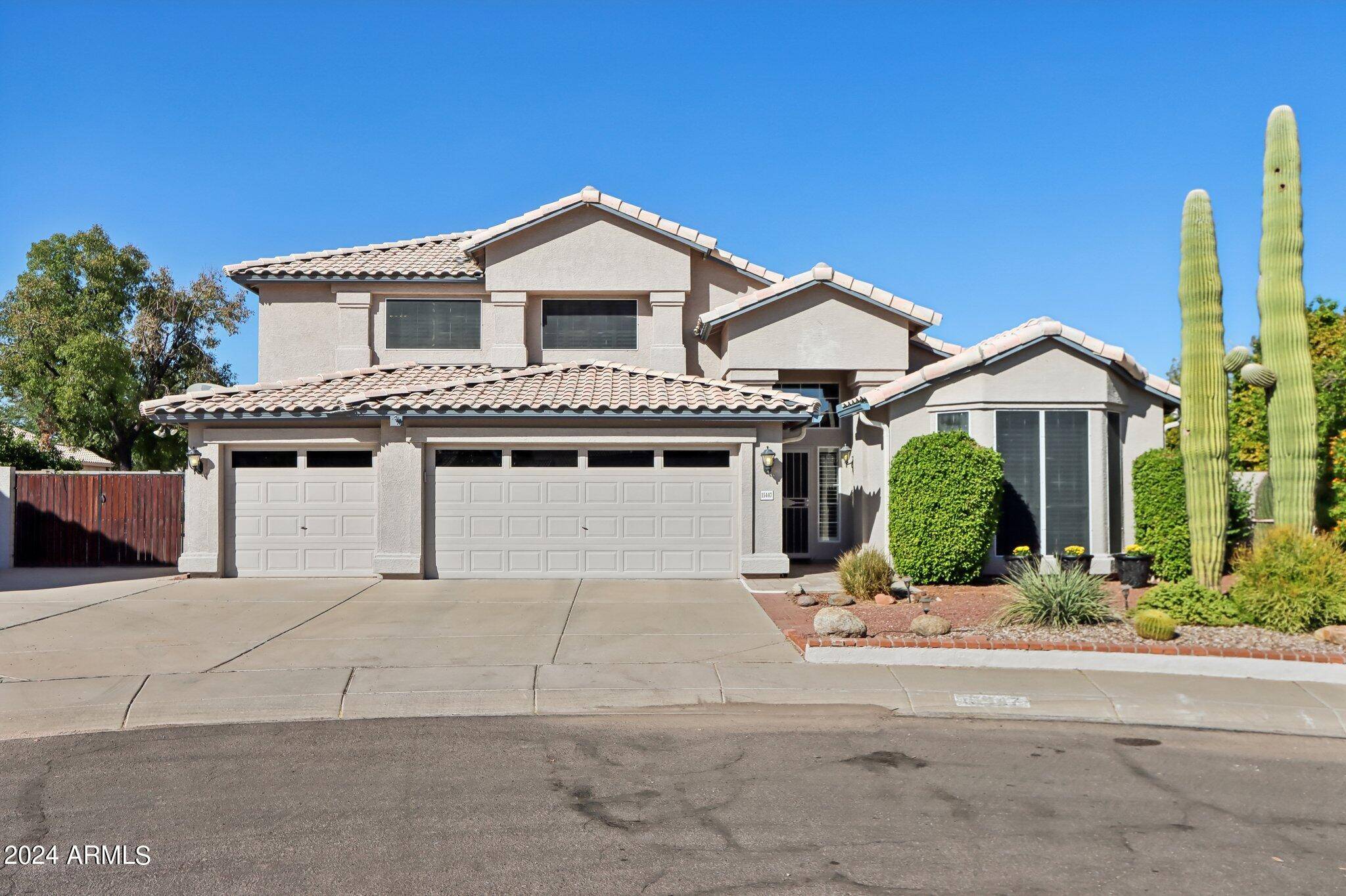 15447 N 10TH Avenue, Phoenix, AZ 85023