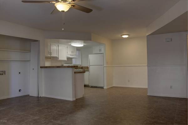 Phoenix, AZ 85032,16402 N 31st Street #110