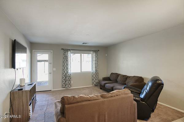 Tolleson, AZ 85353,8738 W RIVERSIDE Avenue