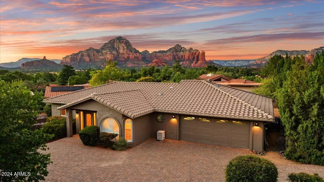 300 SADDLEROCK Circle, Sedona, AZ 86336