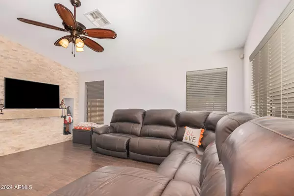 Chandler, AZ 85286,295 W ORIOLE Way