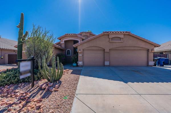 2113 E KEMPTON Road, Chandler, AZ 85225