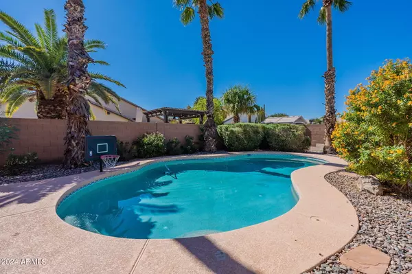 Chandler, AZ 85225,2113 E KEMPTON Road