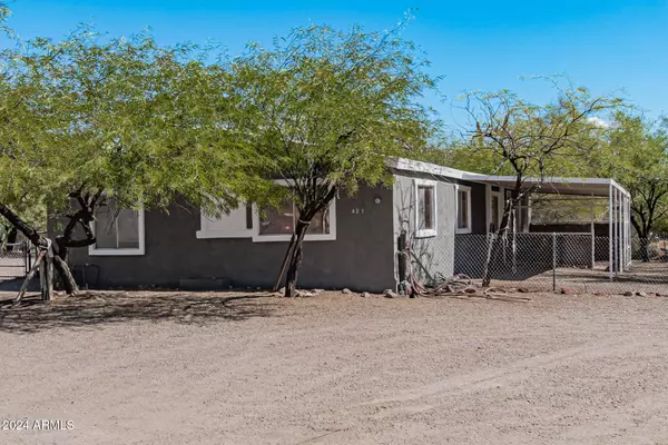 Apache Junction, AZ 85120,481 N SAGUARO Drive