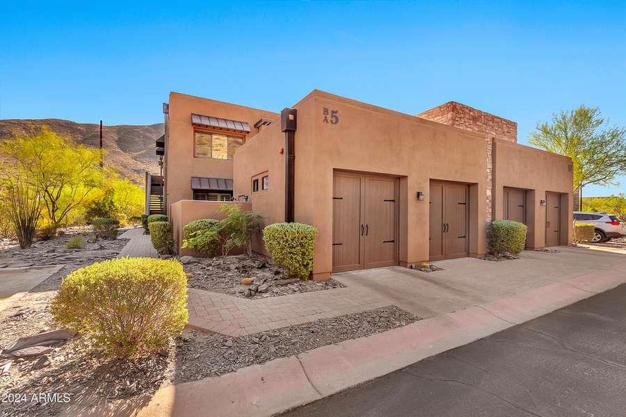 36600 N CAVE CREEK Road #B5, Cave Creek, AZ 85331