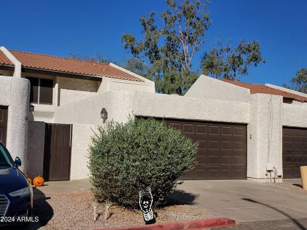 1612 S RIVER Drive, Tempe, AZ 85281