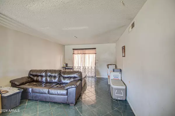 Phoenix, AZ 85019,3726 W THOMAS Road